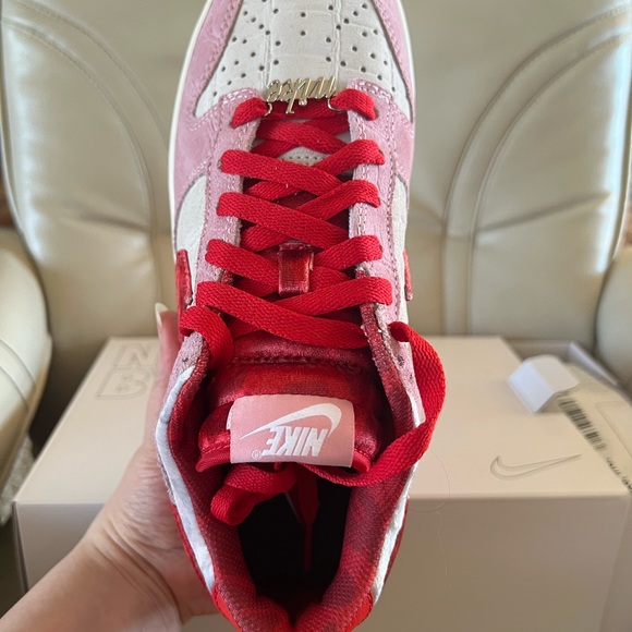 NEW Nike Dunks ‘Nike By You’ Custom Made - Picture 4 of 6